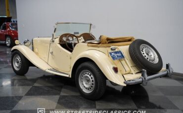 MG-T-Series-Cabriolet-1952-Cream-Tan-946-7