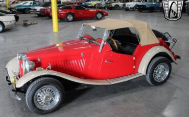 MG-T-Series-Coupe-1985-Red-Black-16245-2