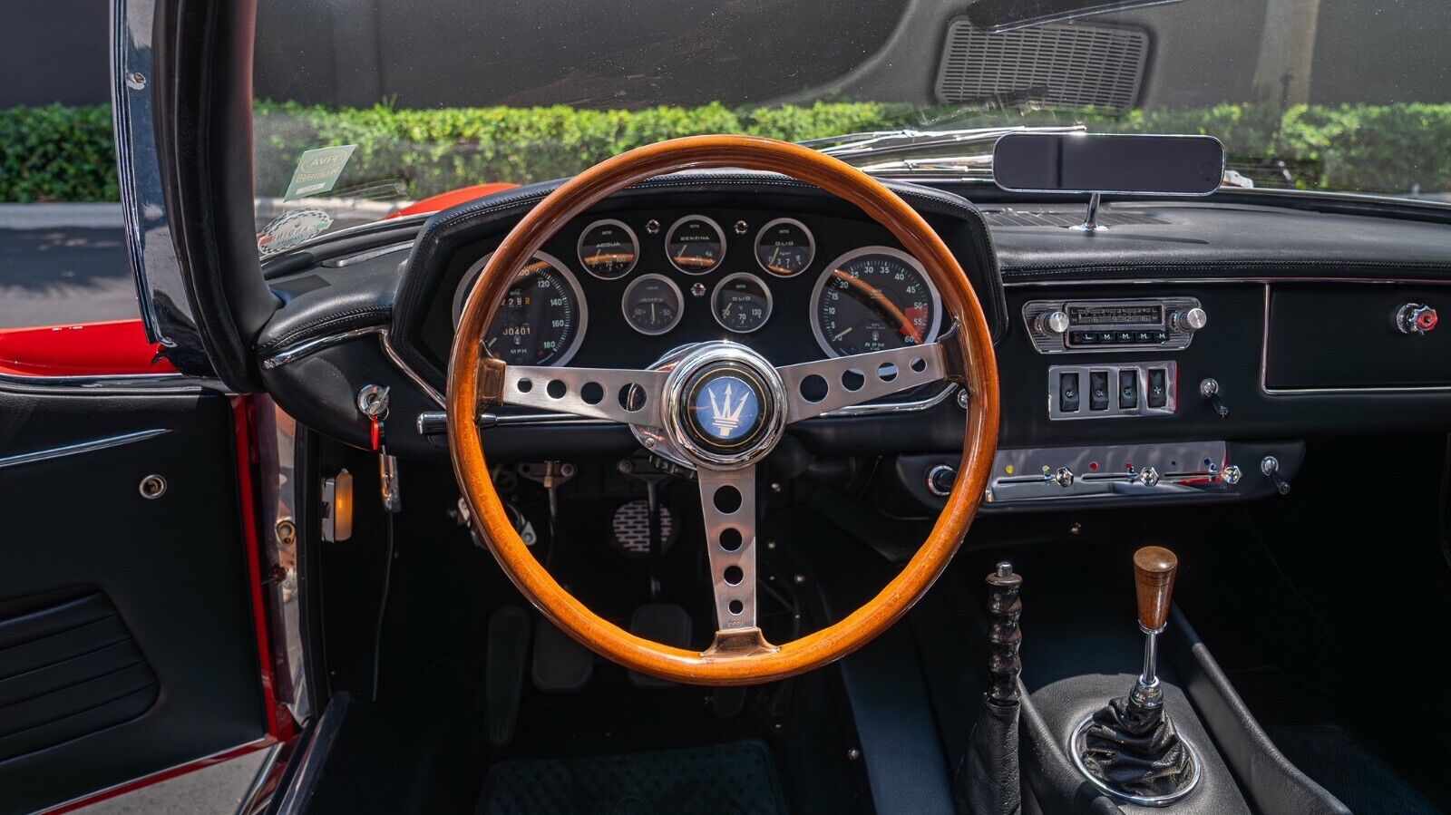 Maserati-Mistral-4000-Coupe-Cabriolet-1967-Red-Black-0-4