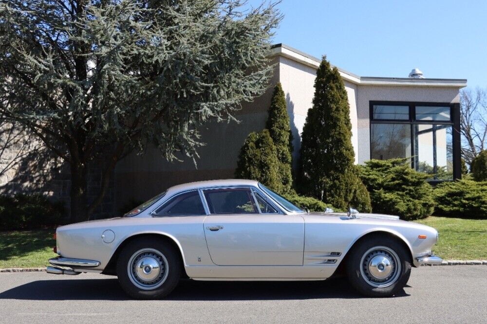 Maserati-Sebring-3500GTi-Series-I-1963-Silver-Red-0-2