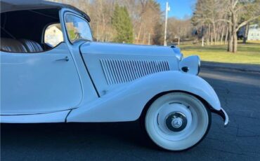 Mercedes-Benz-170-Cabriolet-1939-White-Beige-198-10