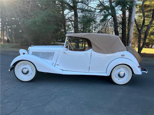 Mercedes-Benz-170-Cabriolet-1939-White-Beige-198-3