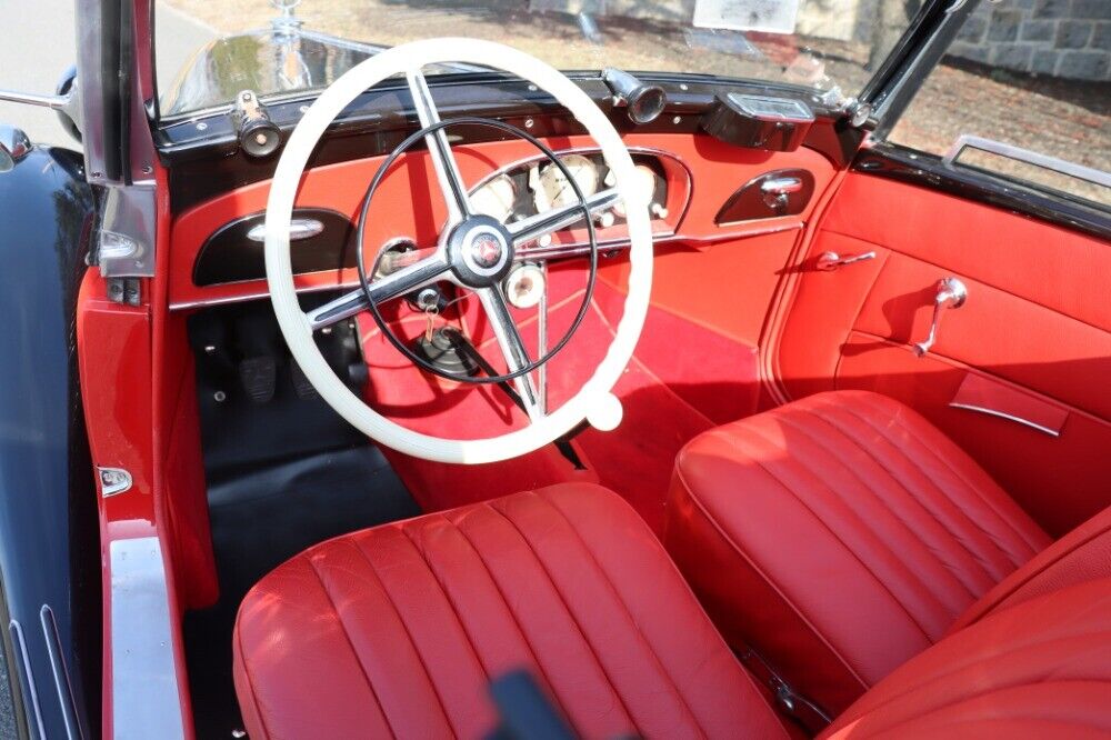 Mercedes-Benz-170V-Cabriolet-1939-Black-Red-0-7