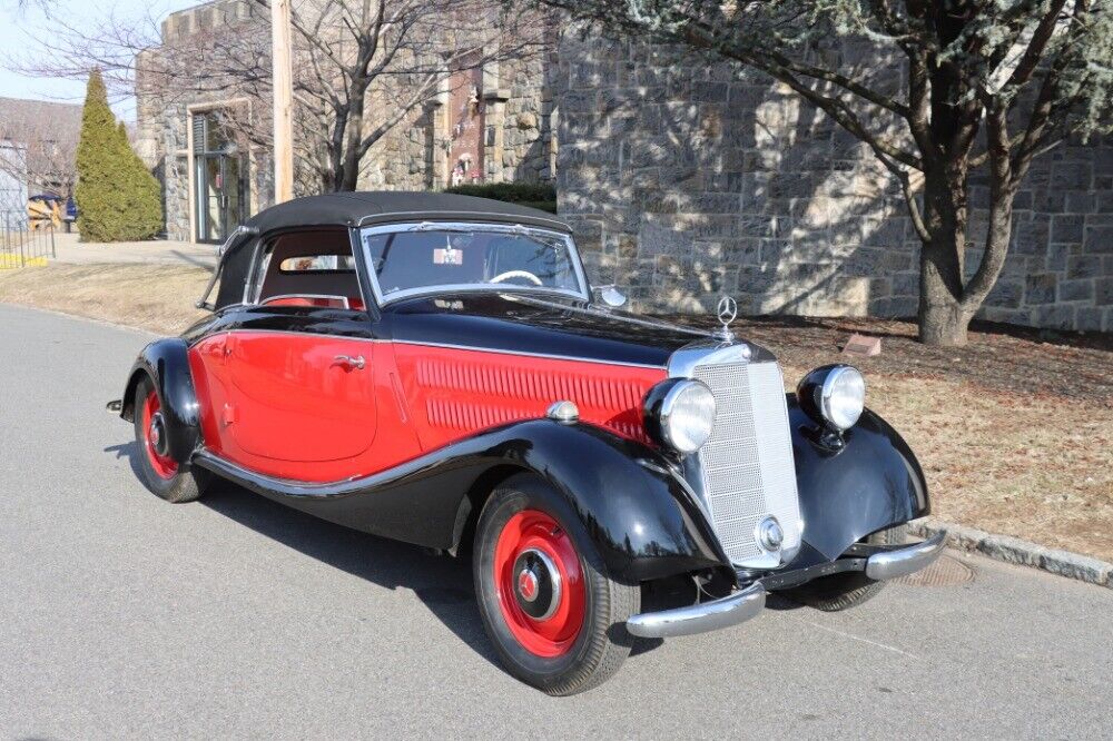 Mercedes-Benz-170V-Cabriolet-1939-Black-Red-0