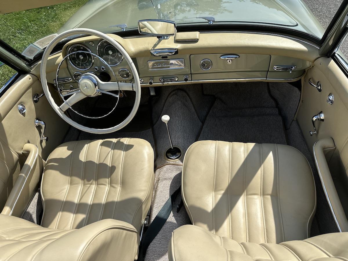 Mercedes-Benz-190-Series-Cabriolet-1960-Green-Tan-100127-2