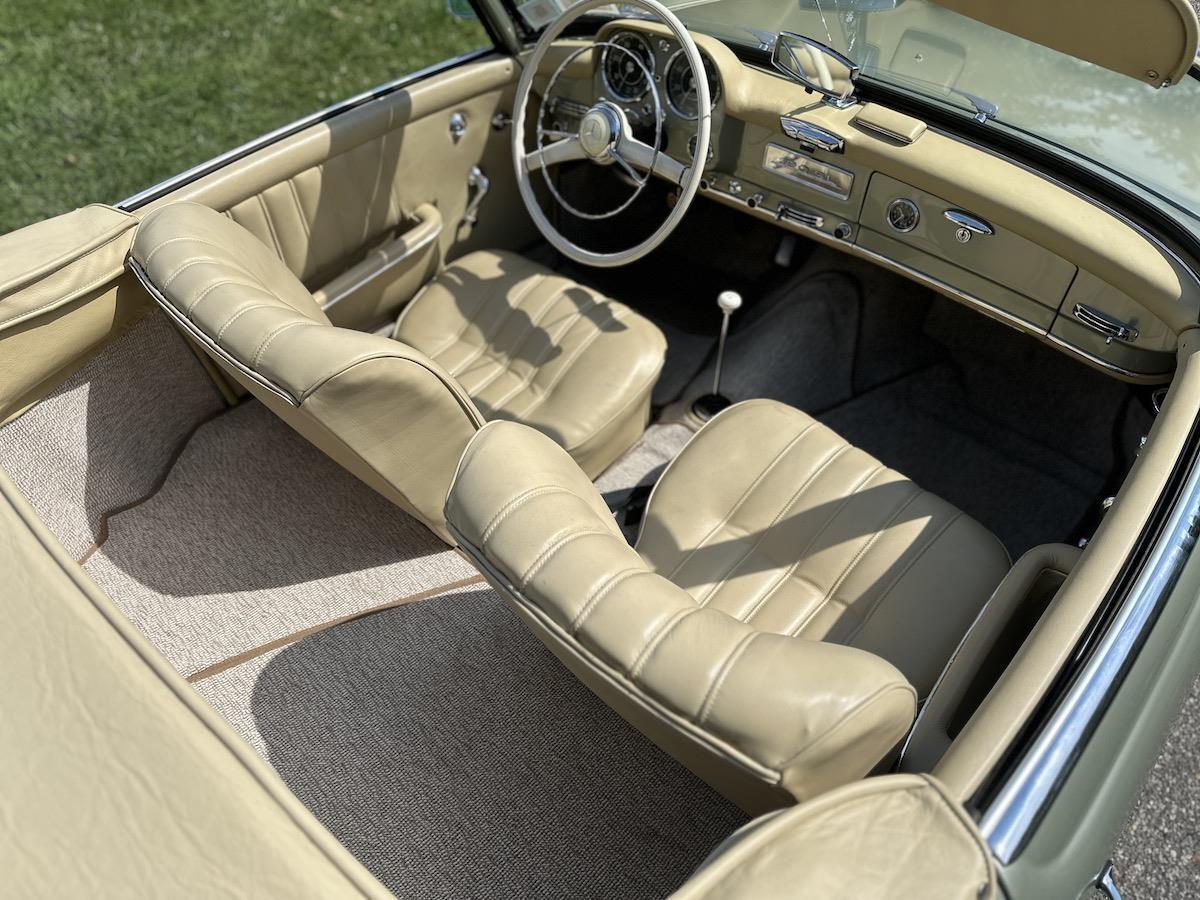 Mercedes-Benz-190-Series-Cabriolet-1960-Green-Tan-100127-3