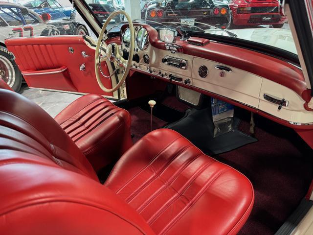 Mercedes-Benz-190-Series-Cabriolet-1962-White-Red-3021-16