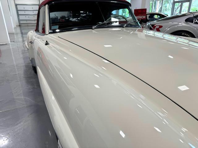 Mercedes-Benz-190-Series-Cabriolet-1962-White-Red-3021-30