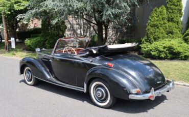 Mercedes-Benz-200-Series-1954-Black-Red-0-5