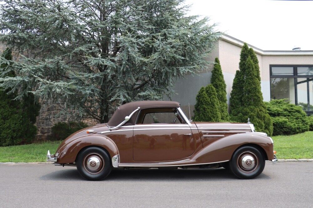 Mercedes-Benz-200-Series-1954-Brown-Tan-0-2