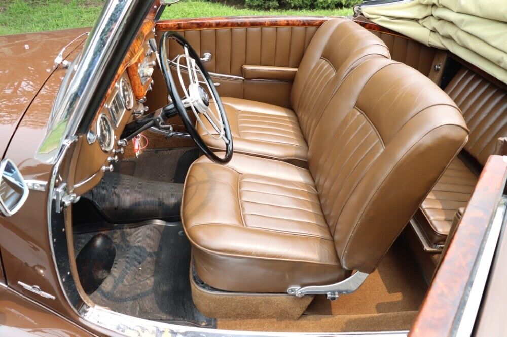 Mercedes-Benz-200-Series-1954-Brown-Tan-0-6