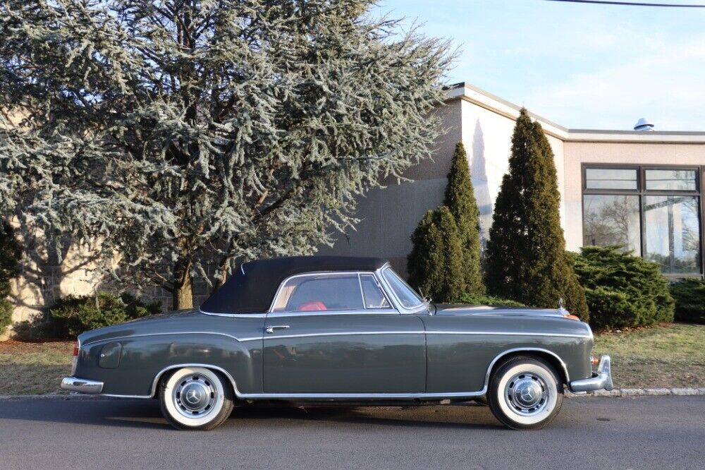 Mercedes-Benz-200-Series-1958-Gray-Red-0-2