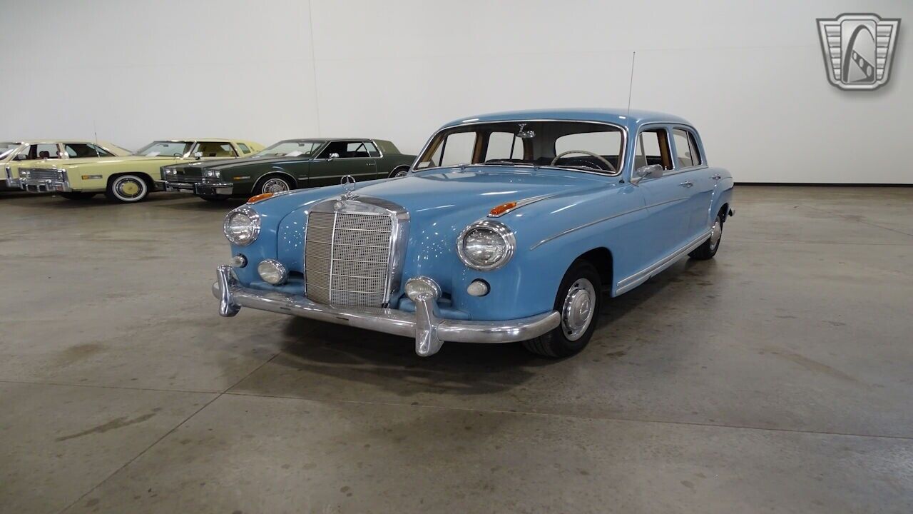 Mercedes-Benz-200-Series-1959-Blue-Blue-132930-2