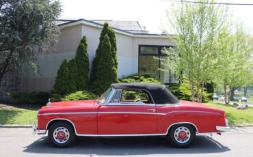 Mercedes-Benz-200-Series-1959-Red-Tan-0-3