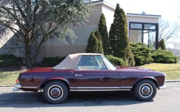 Mercedes-Benz-200-Series-1964-Burgundy-Tan-0-2