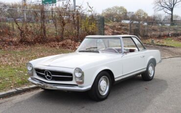 Mercedes-Benz-200-Series-1965-White-Red-0-1