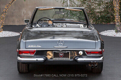 Mercedes-Benz-200-Series-1968-Gray-Other-Color-0-5