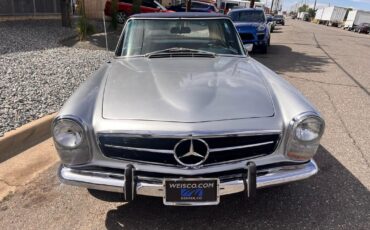 Mercedes-Benz-200-Series-1968-Silver-Blue-18755-6