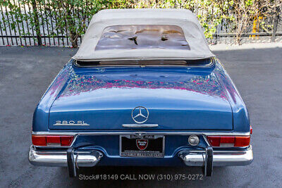 Mercedes-Benz-200-Series-1969-Blue-Other-Color-0-10