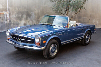 Mercedes-Benz-200-Series-1969-Blue-Other-Color-0-7