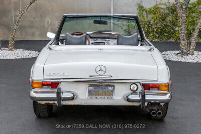 Mercedes-Benz-200-Series-1970-Gold-Other-Color-0-5