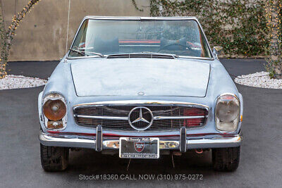 Mercedes-Benz-200-Series-1970-White-Other-Color-0-1