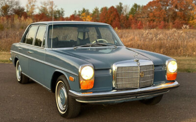 Mercedes-Benz 200-Series Berline 1969 à vendre