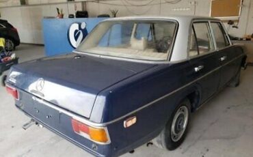 Mercedes-Benz-200-Series-Berline-1972-Blue-Gray-92669-3