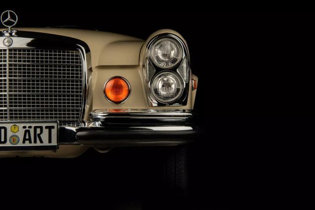 Mercedes-Benz-200-Series-Cabriolet-1971-144157-25