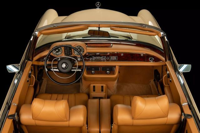 Mercedes-Benz-200-Series-Cabriolet-1971-144157-26