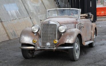 Mercedes-Benz-230-N-Cabriolet-1937-Brown-Red-0-1