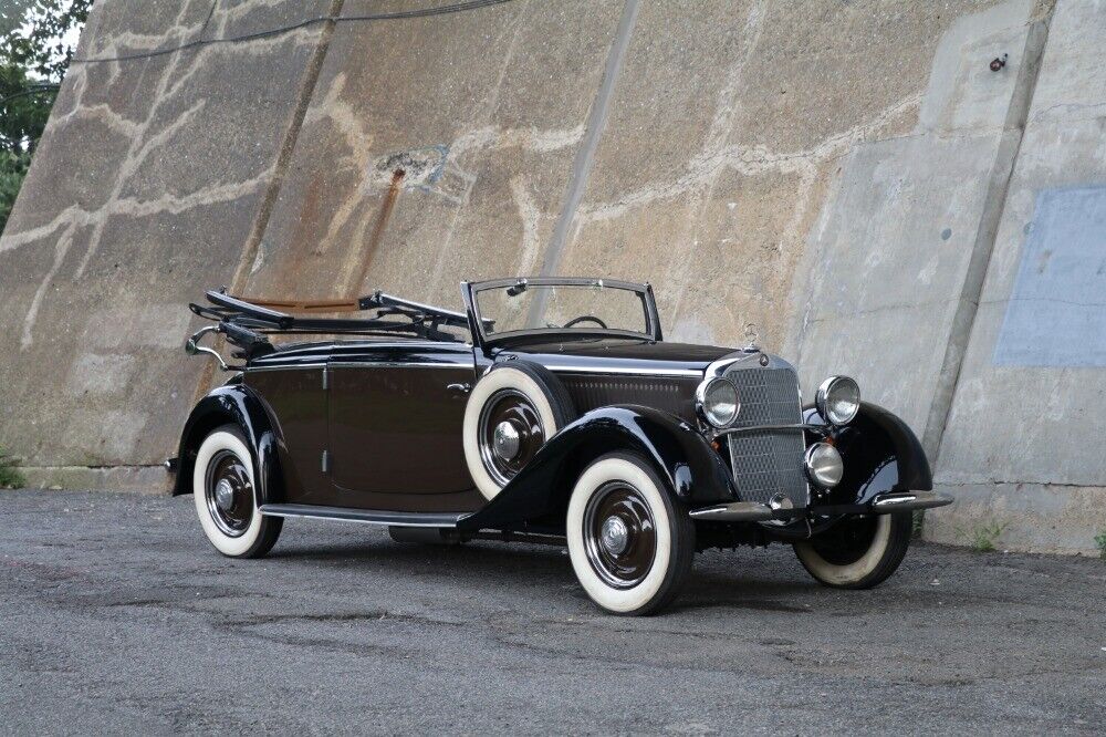 Mercedes-Benz-230B-Cabriolet-1937-Black-Gray-0-1