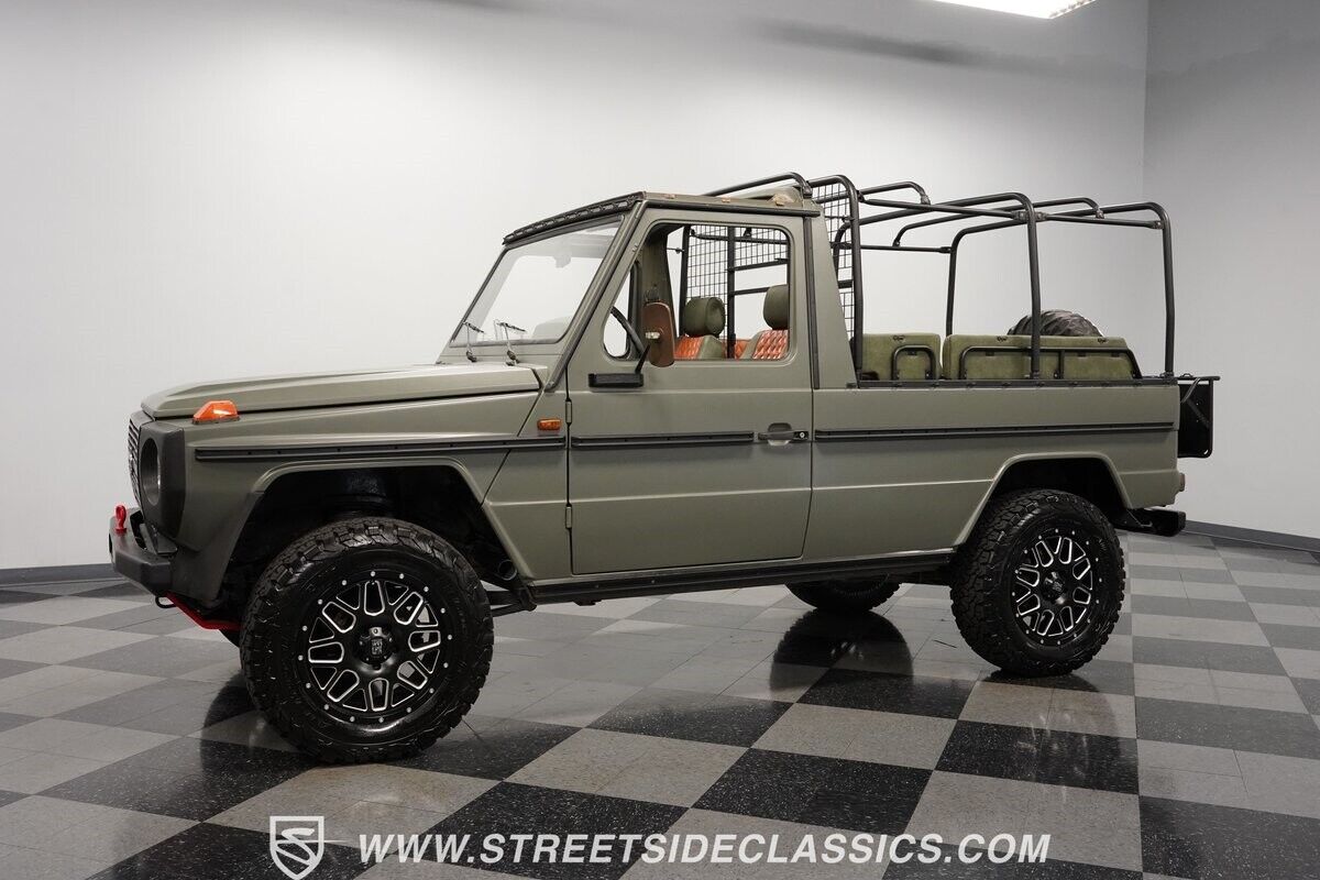 Mercedes-Benz-230GE-SUV-1995-Green-Brown-23162-6