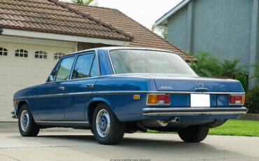 Mercedes-Benz-250-Berline-1969-Blue-Tan-69430-5