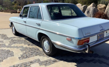 Mercedes-Benz-280-Berline-1973-Blue-Blue-75012-10