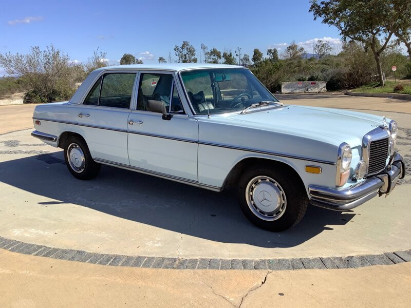 Mercedes-Benz-280-Berline-1973-Blue-Blue-75012-6