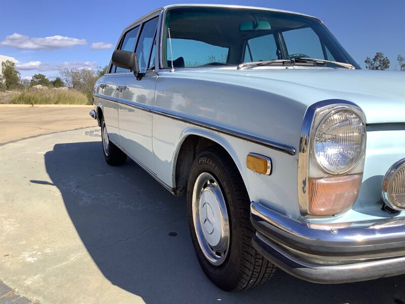 Mercedes-Benz-280-Berline-1973-Blue-Blue-75012-7