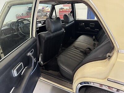 Mercedes-Benz-280SE-1972-Brown-164958-12