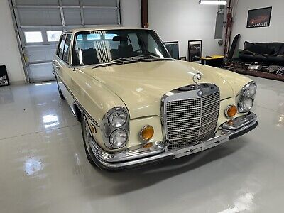 Mercedes-Benz-280SE-1972-Brown-164958-5