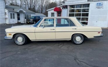 Mercedes-Benz-280SEL-4.5-1973-White-Brown-101191-2