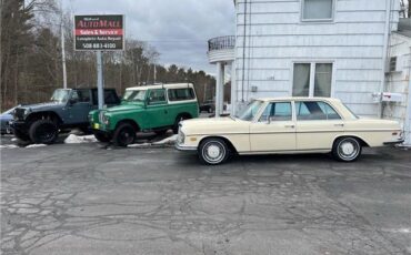 Mercedes-Benz-280SEL-4.5-1973-White-Brown-101191-36