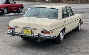 Mercedes-Benz-280SEL-4.5-1973-White-Brown-101191-8