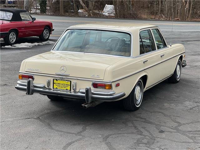 Mercedes-Benz-280SEL-4.5-1973-White-Brown-101191-8