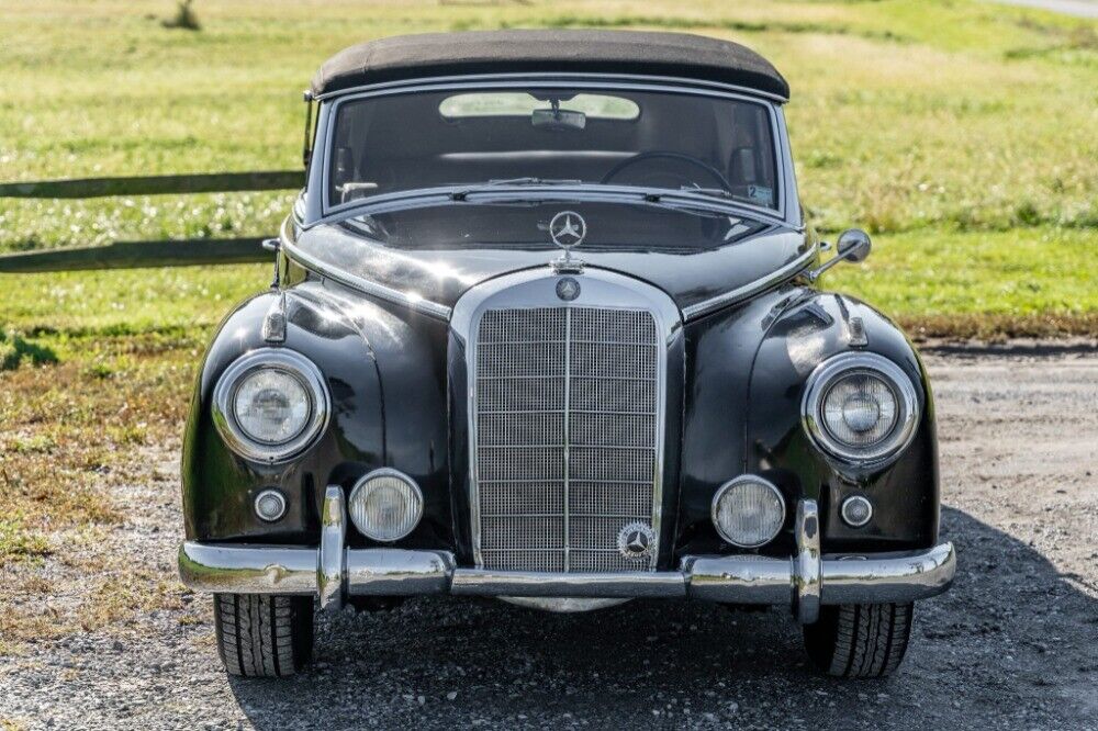 Mercedes-Benz-300-Series-1953-Black-Tan-0-3