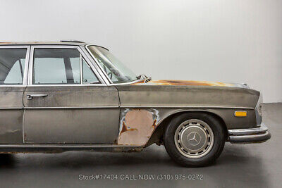 Mercedes-Benz-300-Series-1969-Gray-Other-Color-0-9