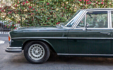 Mercedes-Benz-300-Series-1970-Green-Other-Color-0-11