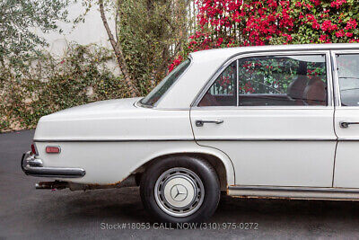 Mercedes-Benz-300-Series-1970-White-Other-Color-0-10