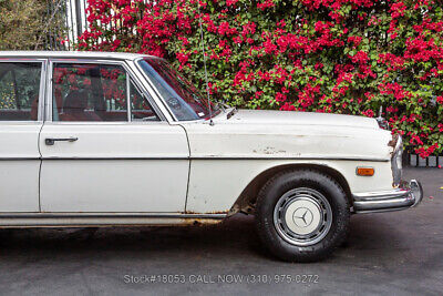 Mercedes-Benz-300-Series-1970-White-Other-Color-0-9