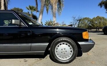 Mercedes-Benz-300-Series-1989-Black-101588-10