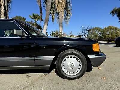 Mercedes-Benz-300-Series-1989-Black-101588-10